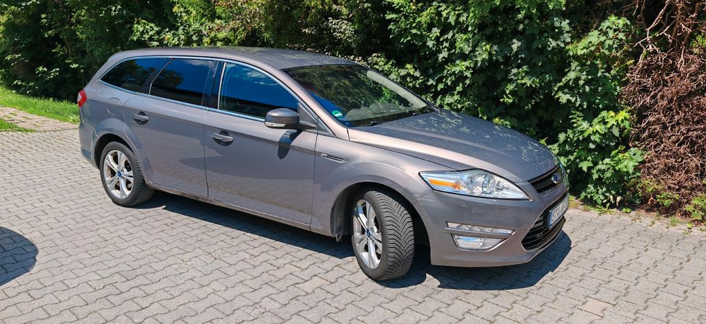 Ford Mondeo 285.000 km 2.000 &euro; Krailling 82152