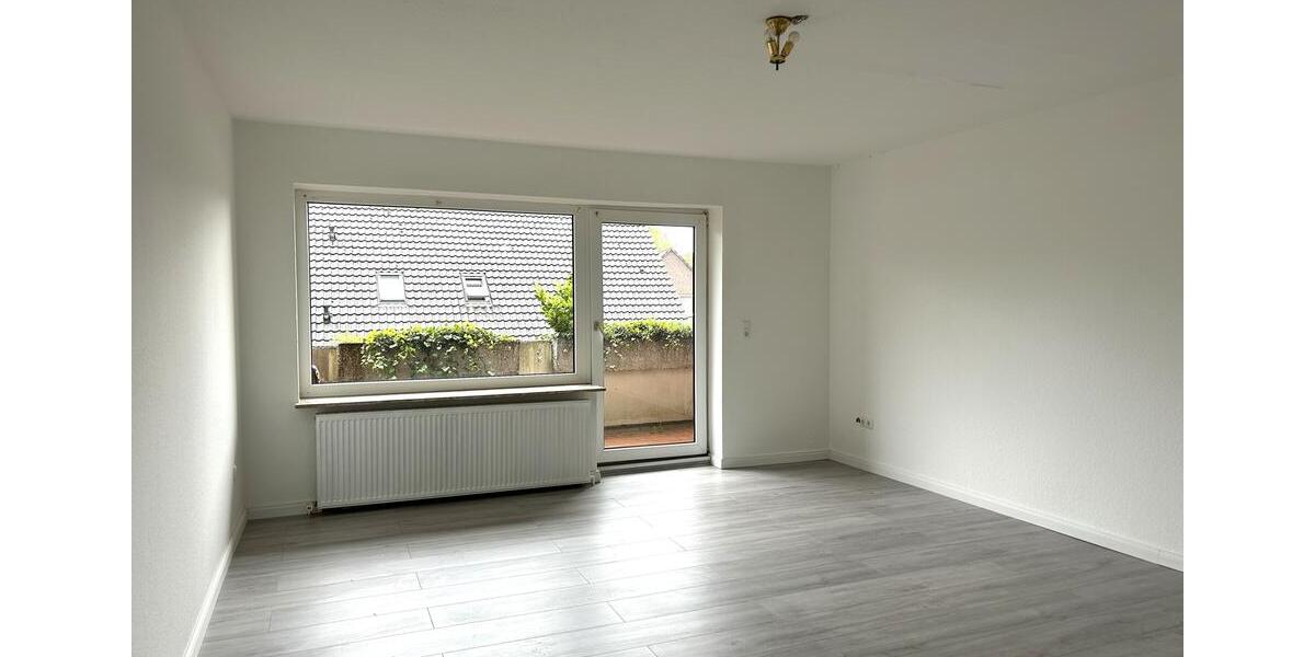 Etagenwohnung Apen - 3 Zimmer, 90 m&sup2;, 600&euro; | Angebot:26681565