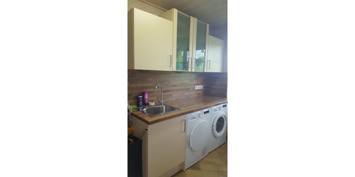 Erdgeschoßwohnung Mittelangeln - 6 Zimmer, 250 m&sup2;, 1.350&euro; | Angebot:25292754