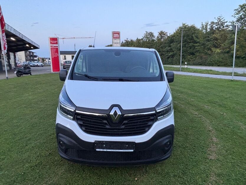 Renault Trafic 84.000 km 27.500 € Landshut 84036