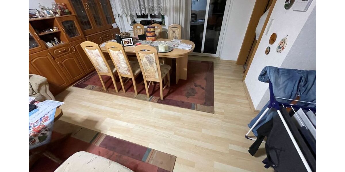 Renditeobjekt: 3 Raum-ET-Wohnung in schöner Wohnlage von Crossen - Etagenwohnung Crossen | Angebot:26386342