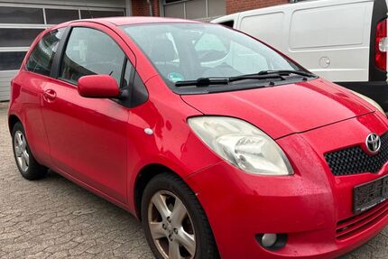 Toyota Yaris 220.000 km 2.800 € Kiel 24146