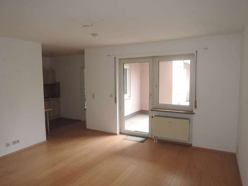 Wohnung zum Mieten in Würzburg 415 € 37 m²