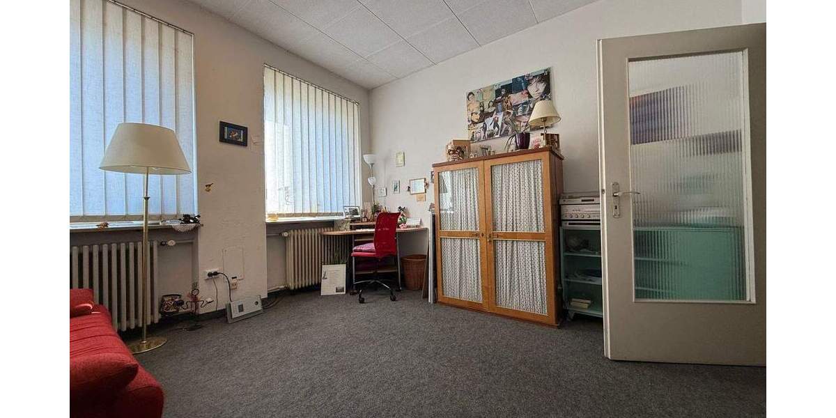 Etagenwohnung Mannheim Neckarau - 5 Zimmer, 177 m&sup2;, 295.000&euro; | Angebot:25730925