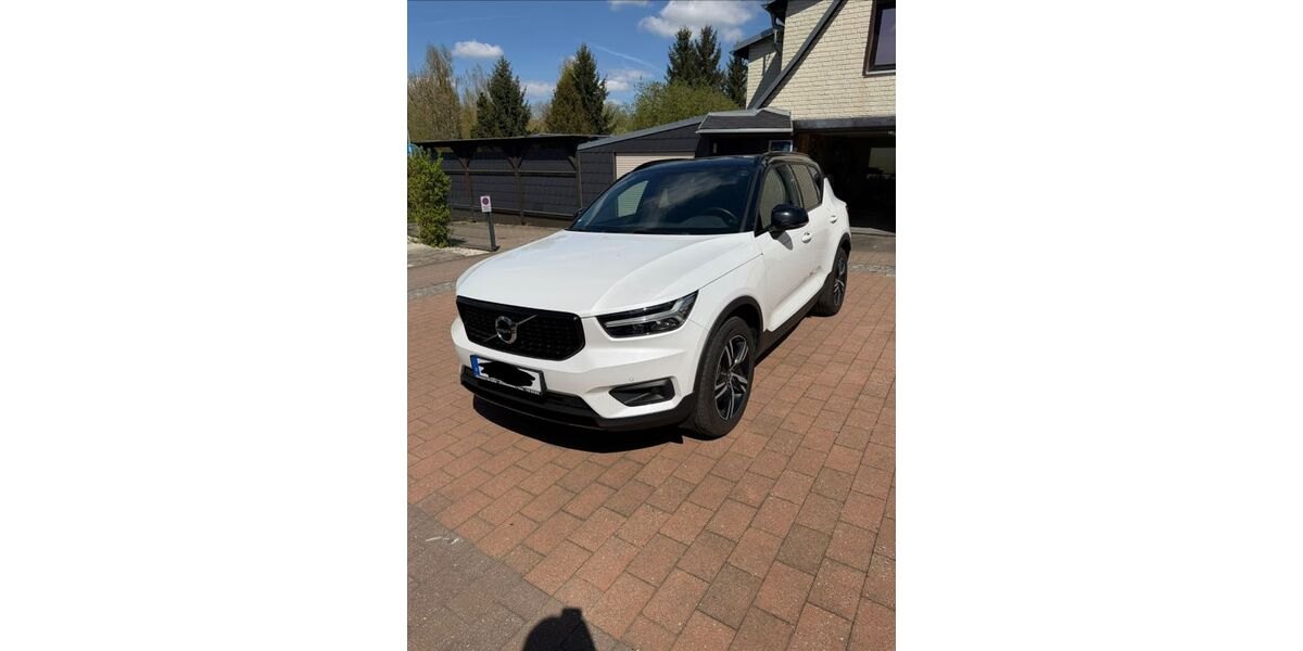 Volvo XC40 121.000 km 24.500 &euro; Gera 07546