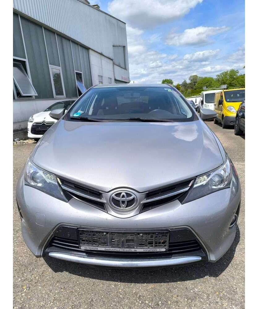 Auris