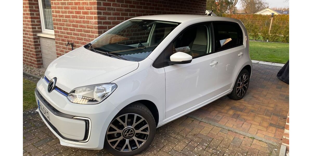 VW e-up! 13.700 km 16.900 &euro; Schönwalde-Glien 14621
