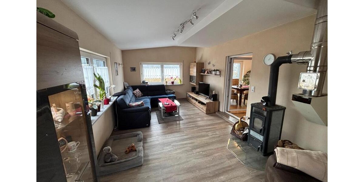 Einfamilienhaus Herrieden - 5 Zimmer, 141 m&sup2;, 349.000&euro; | Angebot:26578358