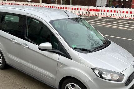 Ford Tourneo Courier 192.000 km 6.248 € Essen 45138