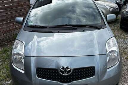 Toyota Yaris 86.888 km 4.980 € Berlin 12555