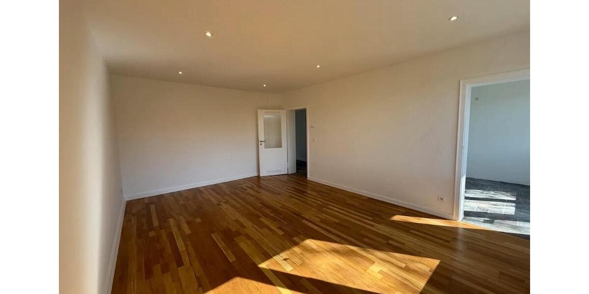 Hochparterre Bonn Lannesdorf - 2 Zimmer, 58 m&sup2;, 265.000&euro; | Angebot:25966348