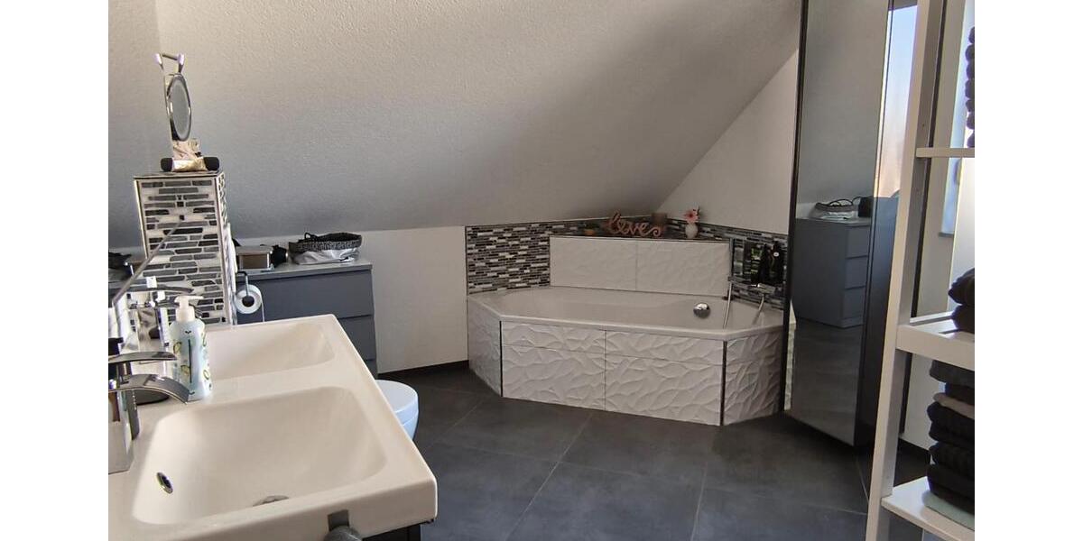 Einfamilienhaus Überherrn - 8 Zimmer, 116 m&sup2;, 395.000&euro; | Angebot:26992220