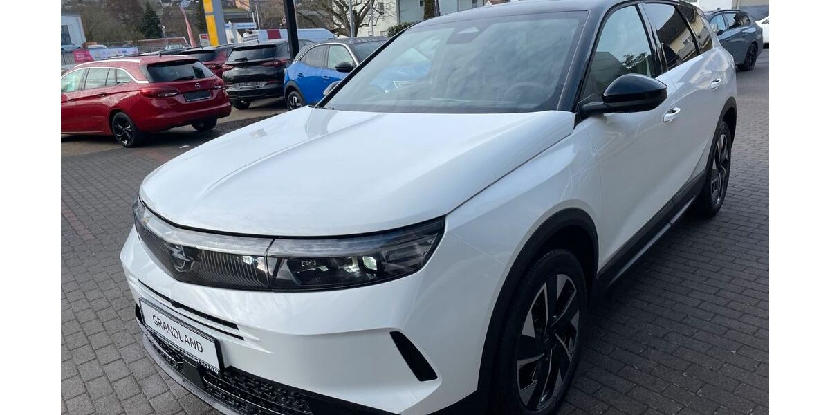 Opel Grandland (X) 1.250 km 33.990 &euro; Ochsenfurt 97199