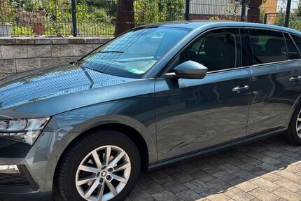 Skoda Scala 110.000 km 13.000 &euro; München 81547