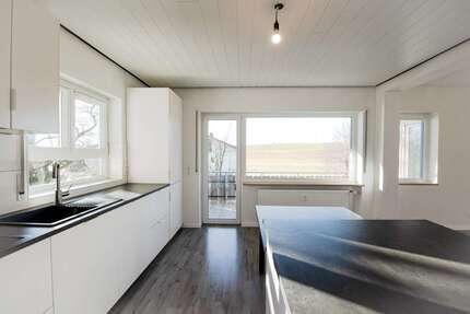 Wohnung Schopfheim - 4 Zimmer, 120 m&sup2;, 240.000&euro; | Angebot:25475496