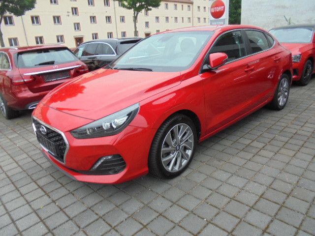 Hyundai i30 56.560 km 17.990 &euro; Cottbus 03050