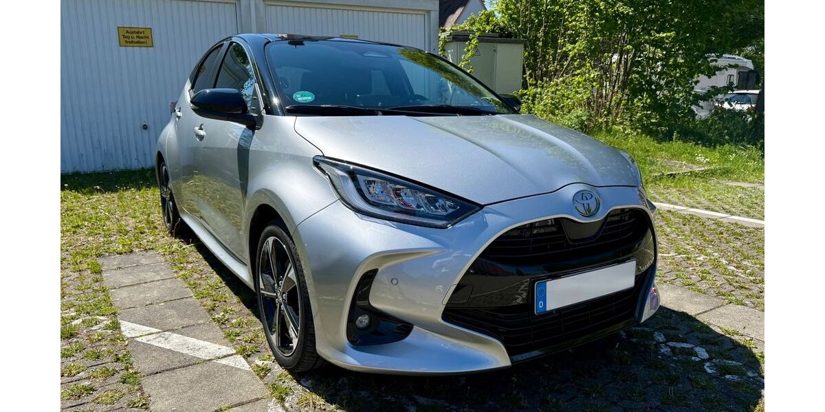 Toyota Yaris 27.000 km 22.999 &euro; Laupheim 88471