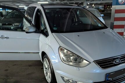 Ford Galaxy 98.611 km 13.500 &euro; Berlin 12524
