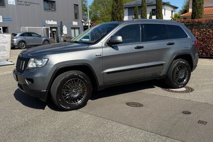 Jeep Grand Cherokee 203.000 km 11.900 &euro; Heidelberg 69123