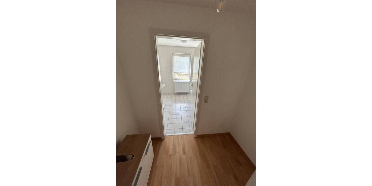 Etagenwohnung Chemnitz Sonnenberg - 2 Zimmer, 66 m&sup2;, 65.000&euro; | Angebot:26797587