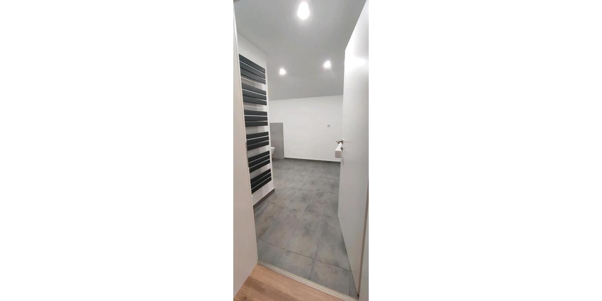 Etagenwohnung Amberg - 2 Zimmer, 110 m&sup2;, 1.700&euro; | Angebot:26658346
