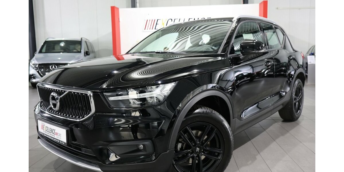 Volvo XC40 T3 MOMENTUM-PRO VIRTUAL-COCKPIT, MATRIX-LED 74.000 km 23.444 &euro; Hamm 59077