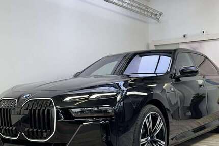 BMW 750 17.700 km 99.989 &euro; Königsbrunn 86343