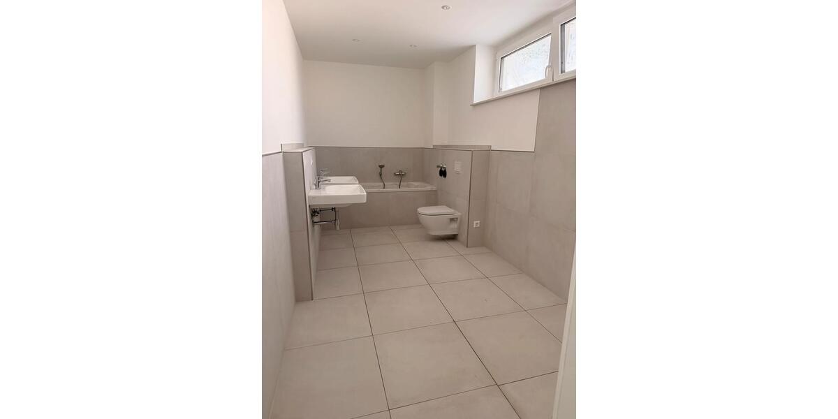 Etagenwohnung Leipzig Südwest - 5 Zimmer, 135 m&sup2;, 2.145&euro; | Angebot:26297244