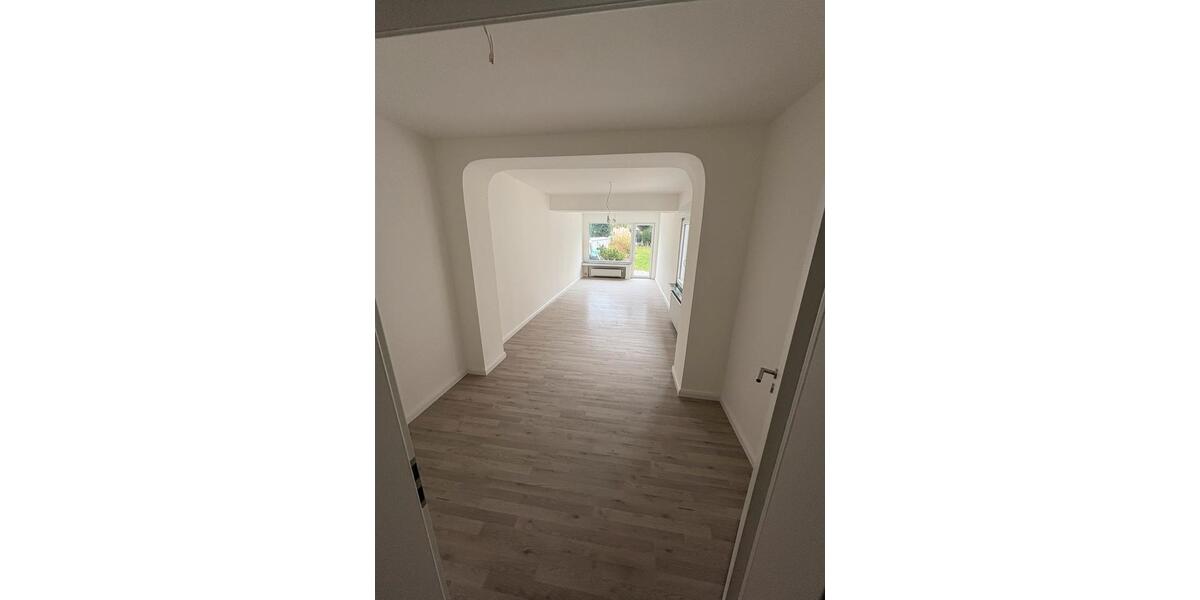 Kernsaniert 2-Zimmer-Wohnung mit Terrasse& Garten in Viersen-City 2 zimmer