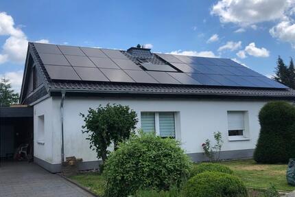 Haus Brilon - 6 Zimmer, 162 m&sup2;, 1.200&euro; | Angebot:25422432