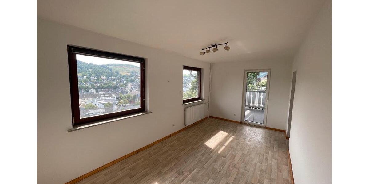 Altbauwohnung mit Balkon und Garten 2 zimmer