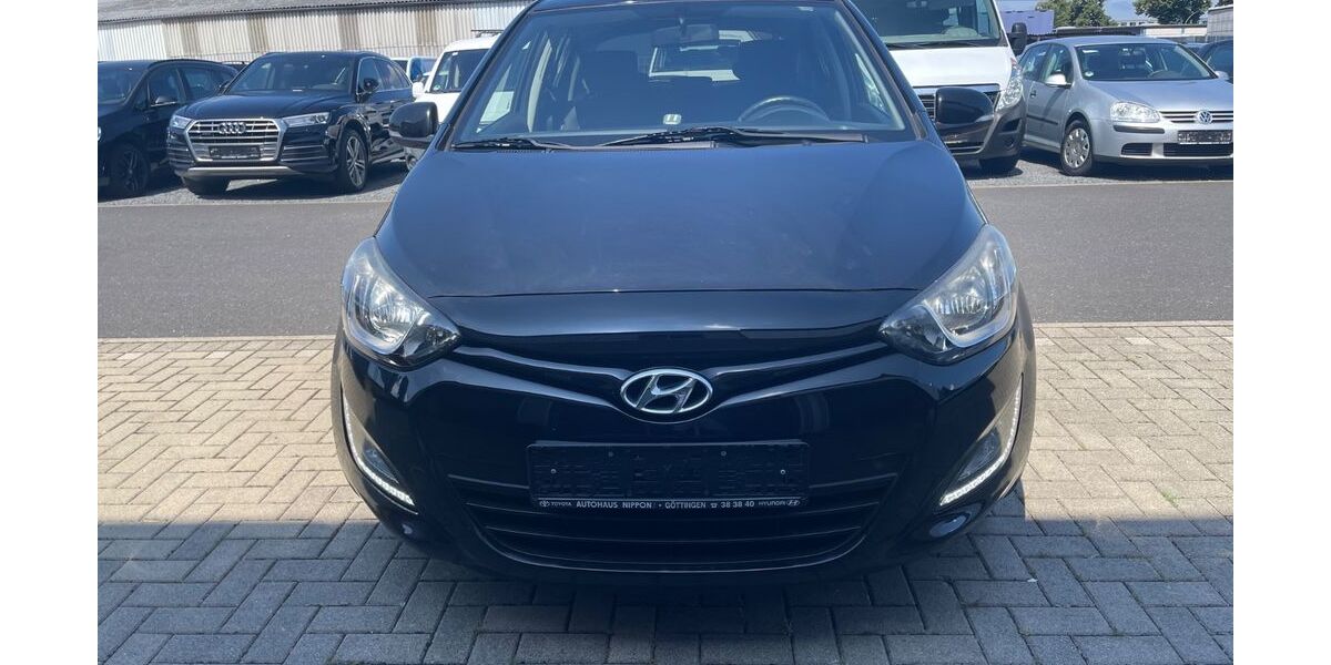 Hyundai i20 71.000 km 4.999 &euro; Kassel 34123