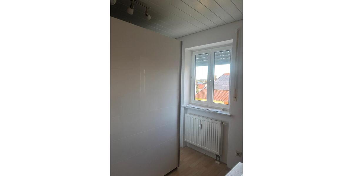 Dachgeschoßwohnung Eichendorf - 3 Zimmer, 83 m&sup2;, 810&euro; | Angebot:26409135