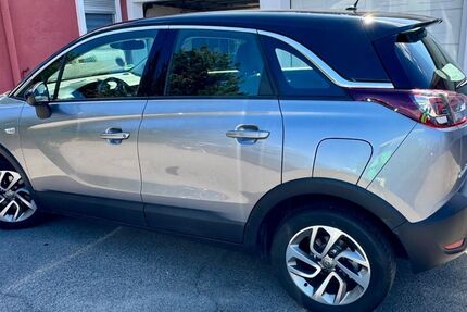 Opel Crossland (X) 10.600 km 15.500 &euro; Norderstedt 22844
