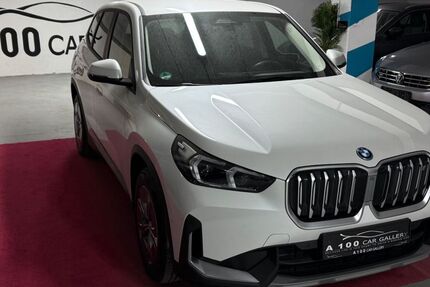 BMW iX1 48.000 km 29.799 &euro; Berlin 12099