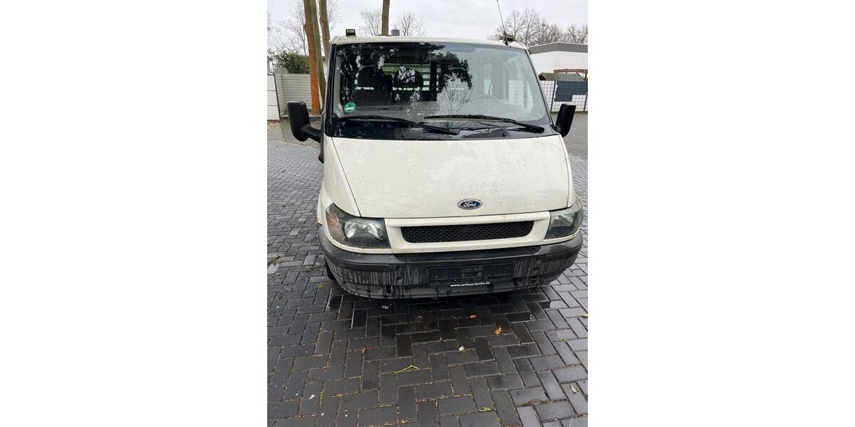Ford Transit 300.000 km 2.100 &euro; Berlin 10999