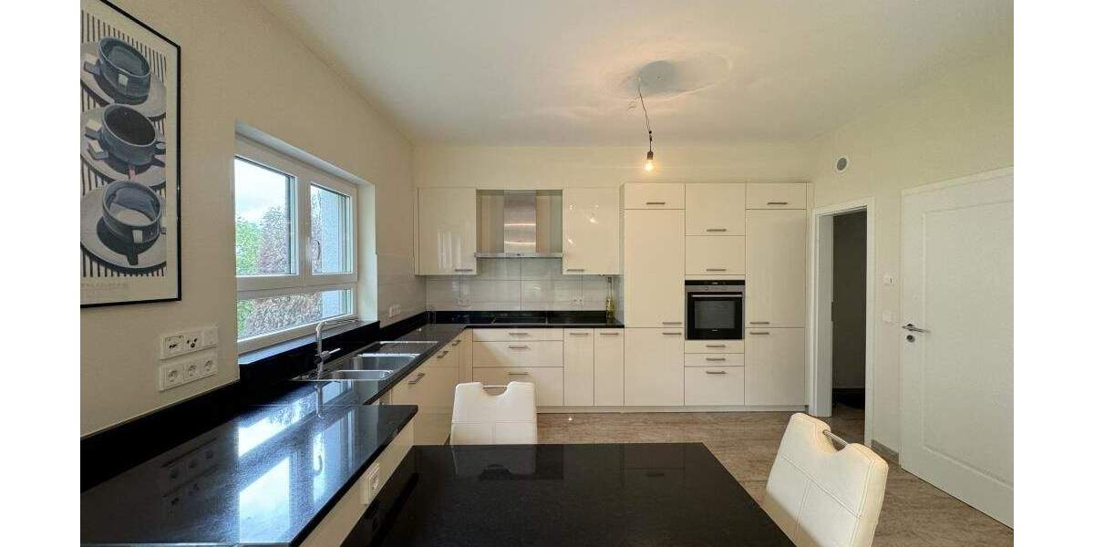 Doppelhaushälfte Wiesbaden Nordost - 6 Zimmer, 252 m&sup2;, 1.935.000&euro; | Angebot:25672454