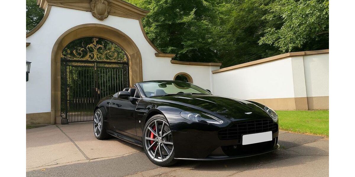 Aston Martin V8 Vantage 27.252 km 96.995 € Köln 51107