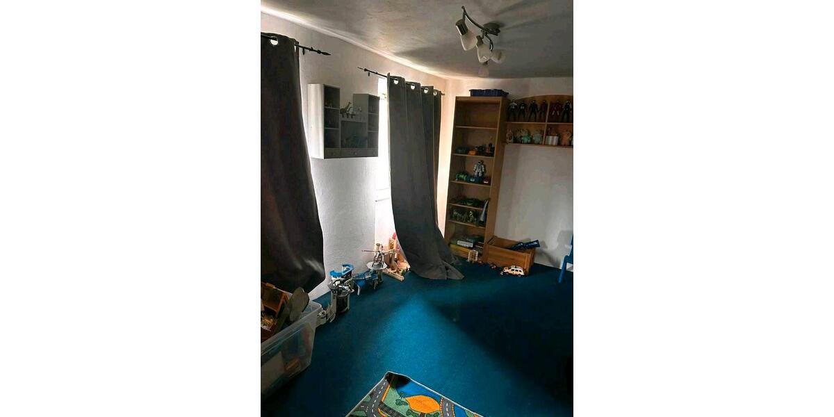 Einfamilienhaus Allstedt - 9 Zimmer, 270 m&sup2;, 180.000&euro; | Angebot:26041164