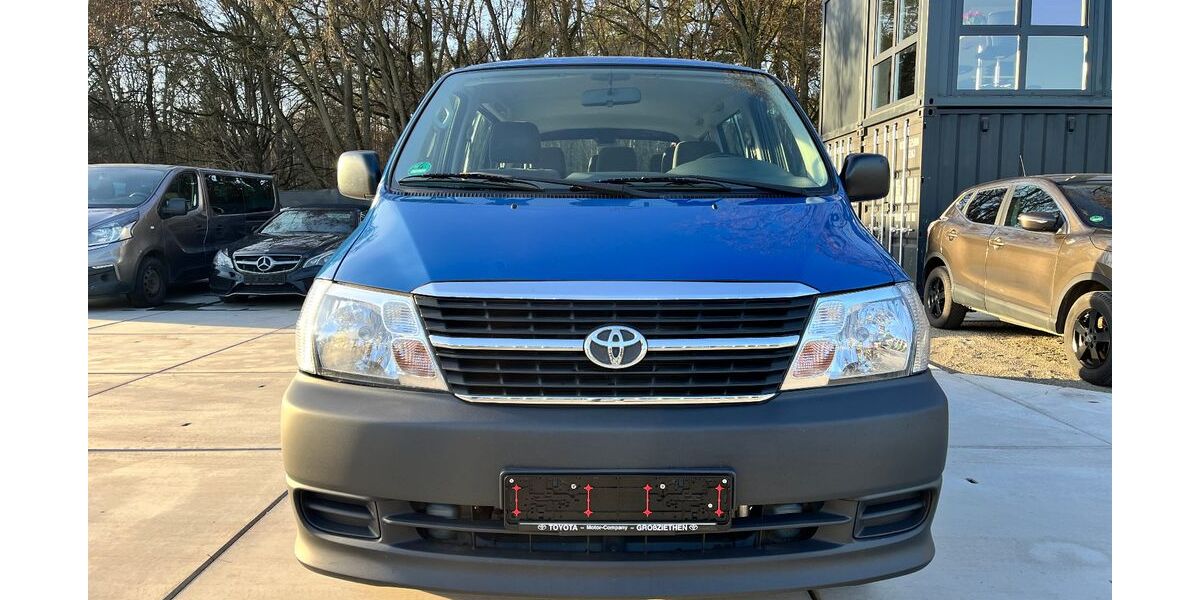 Toyota Hiace 204.980 km 10.900 &euro; Blankenfelde-Mahlow 15827