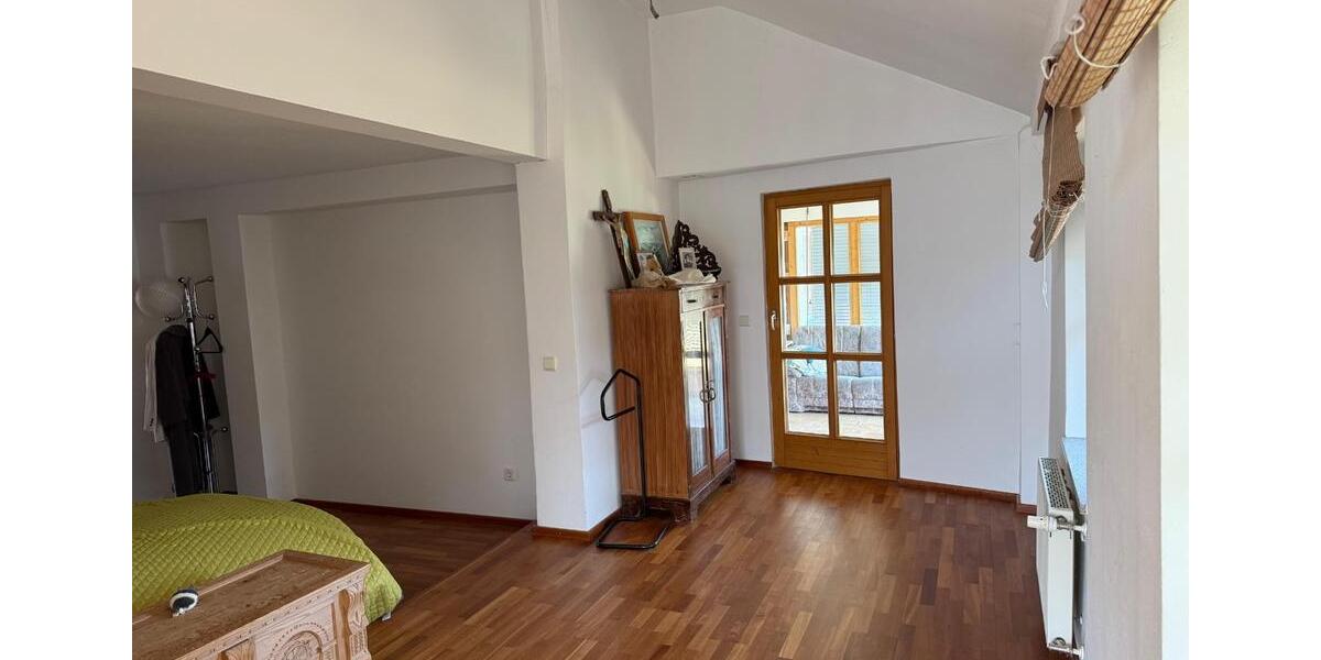 Einfamilienhaus Haag in Oberbayern - 7 Zimmer, 180 m&sup2;, 450.000&euro; | Angebot:27005541