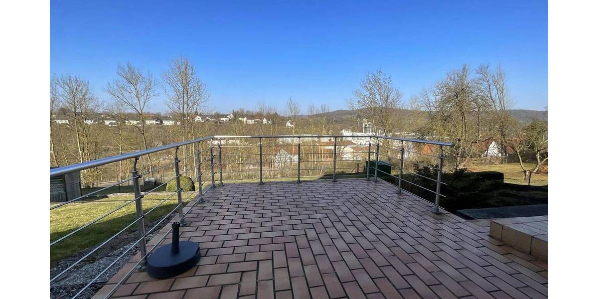 Einfamilienhaus Sontra - 7 Zimmer, 147 m&sup2;, 110.000&euro; | Angebot:26257461