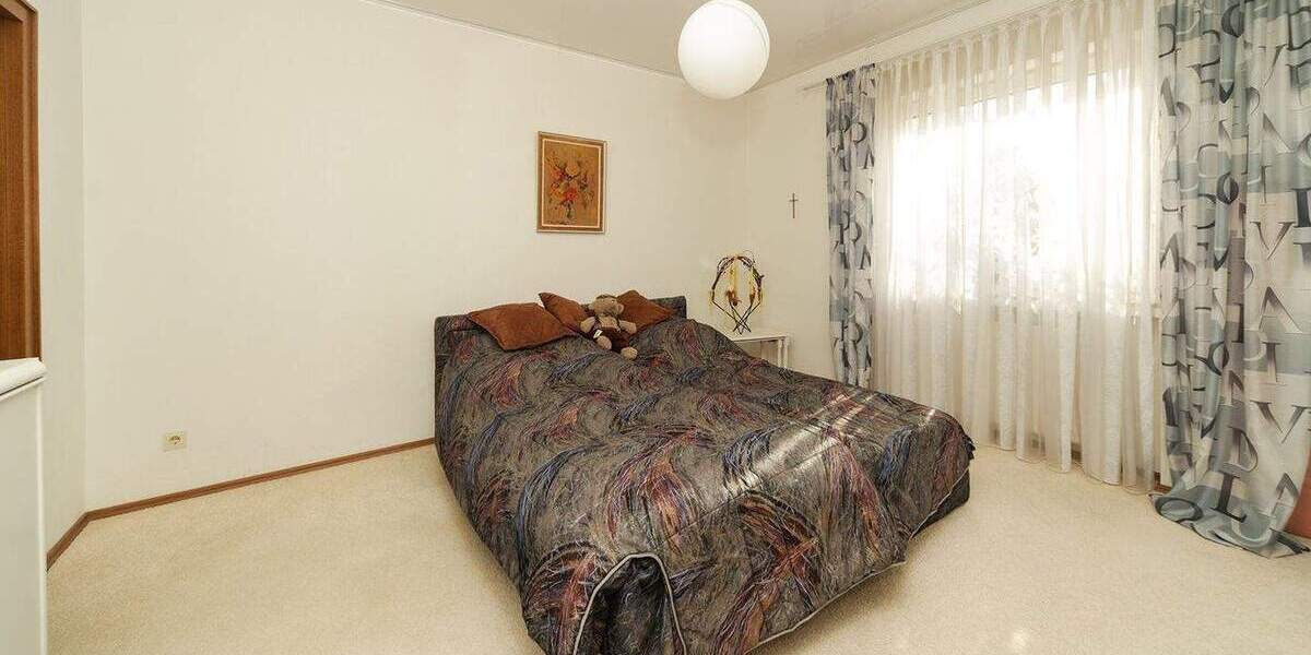 Bungalow Dortmund / Höchsten Höchsten - 5 Zimmer, 145 m&sup2;, 330.000&euro; | Angebot:24727206