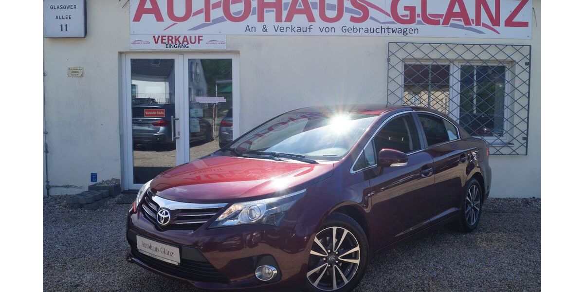Toyota Avensis 129.800 km 12.999 &euro; Schönefeld 12529