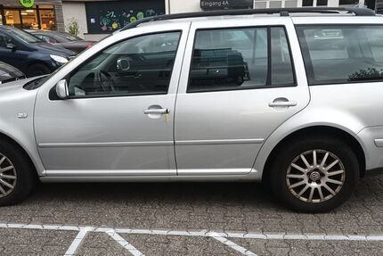 VW Bora 168.000 km 2.490 &euro; Friedrichsdorf 61381