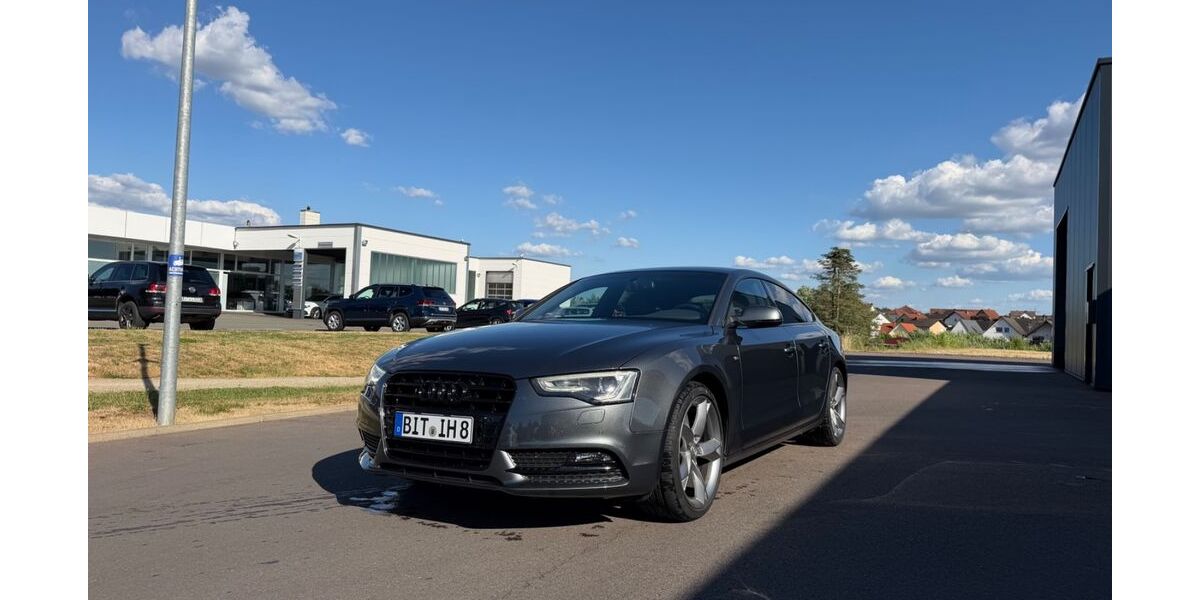 Audi A5 186.000 km 12.890 &euro; Preist 54664
