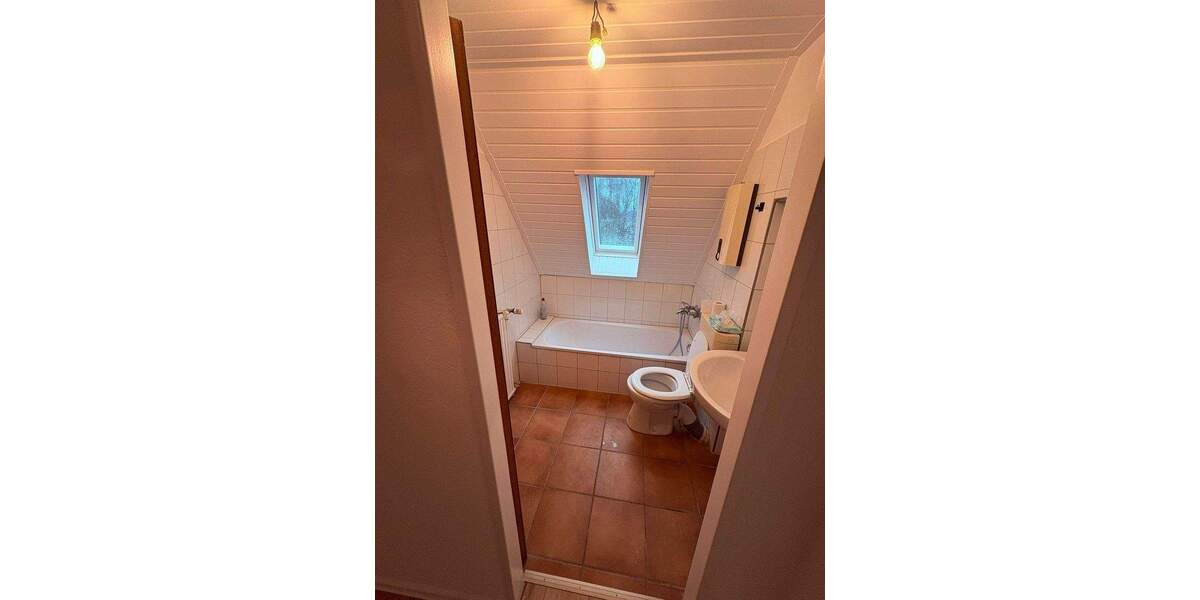 Etagenwohnung Leverkusen Lützenkirchen - 3 Zimmer, 50 m&sup2;, 590&euro; | Angebot:25281123