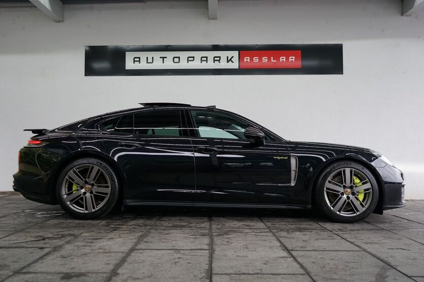 Porsche Panamera 121.000 km 68.880 € Asslar 35614