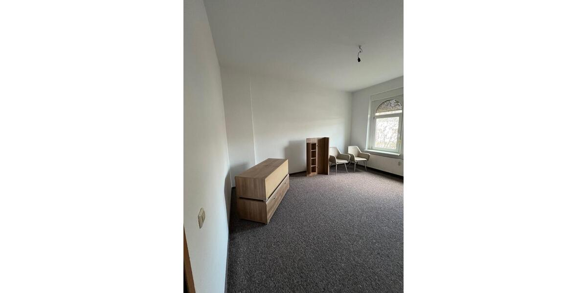Erdgeschoßwohnung Neupetershain - 3 Zimmer, 74 m&sup2;, 730&euro; | Angebot:25418225
