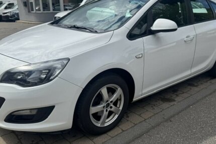 Opel Astra J 1.6 Lim. 5-trg. Selection 165.210 km 3.990 &euro; Neckarsulm 74172